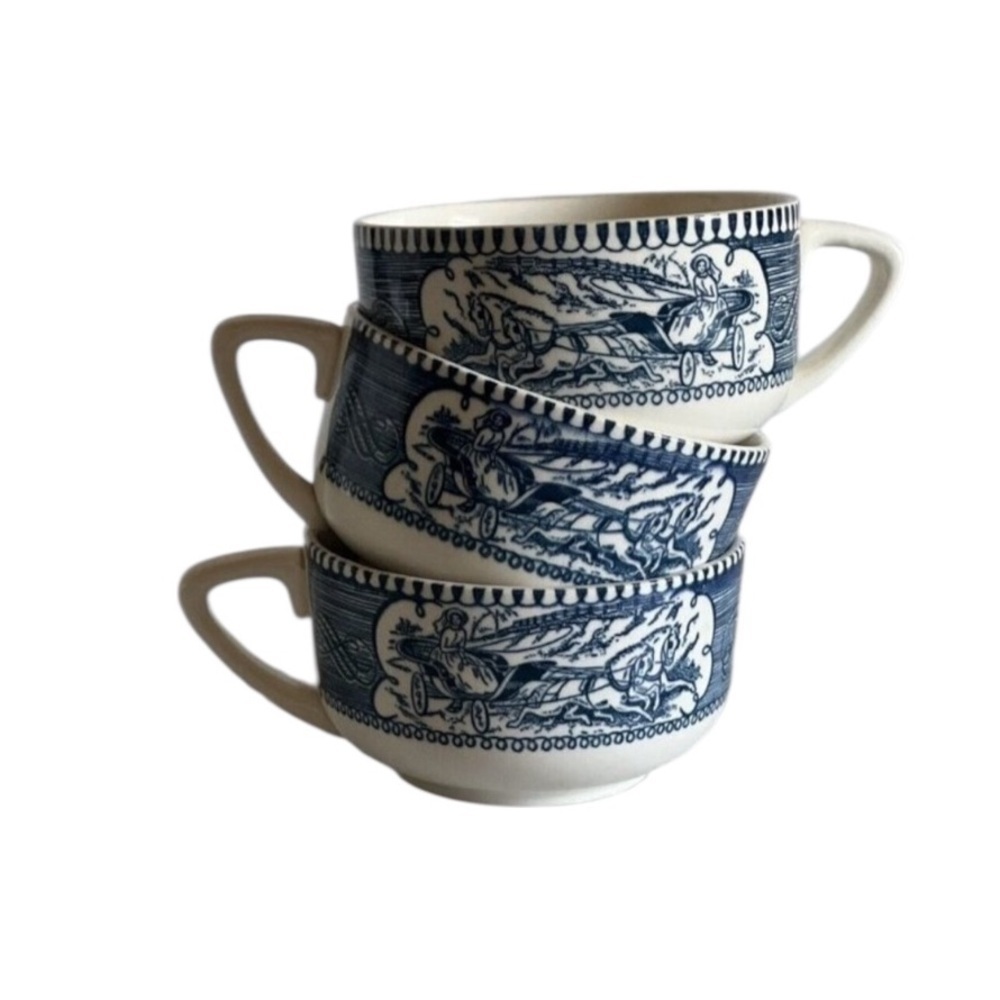 Vintage Currier and Ives Blue and White Tea Cups Royal China Set‎ of 3